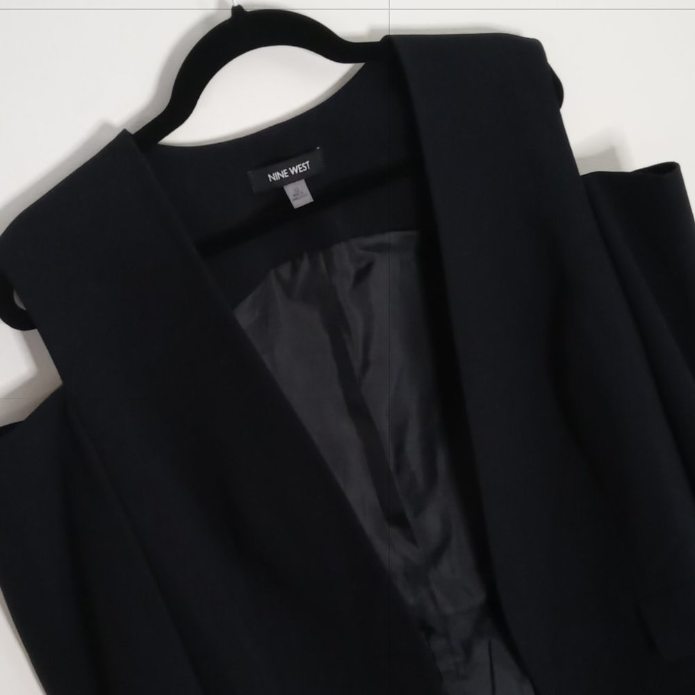 Open Shoulder Blazer